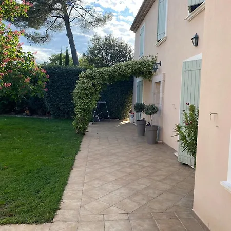 Maison Provencale Avec Piscine